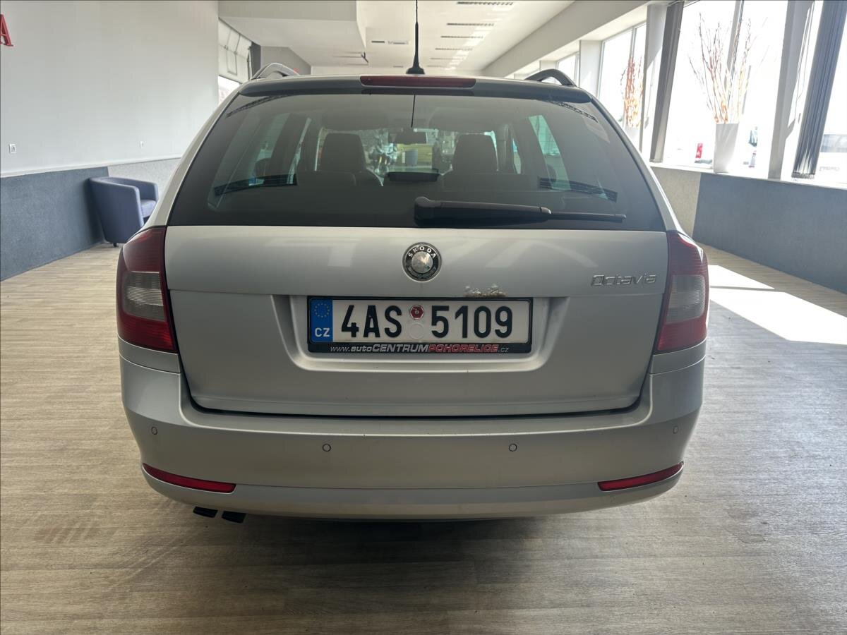 Škoda Octavia Kombi 2,0 l 103 kw