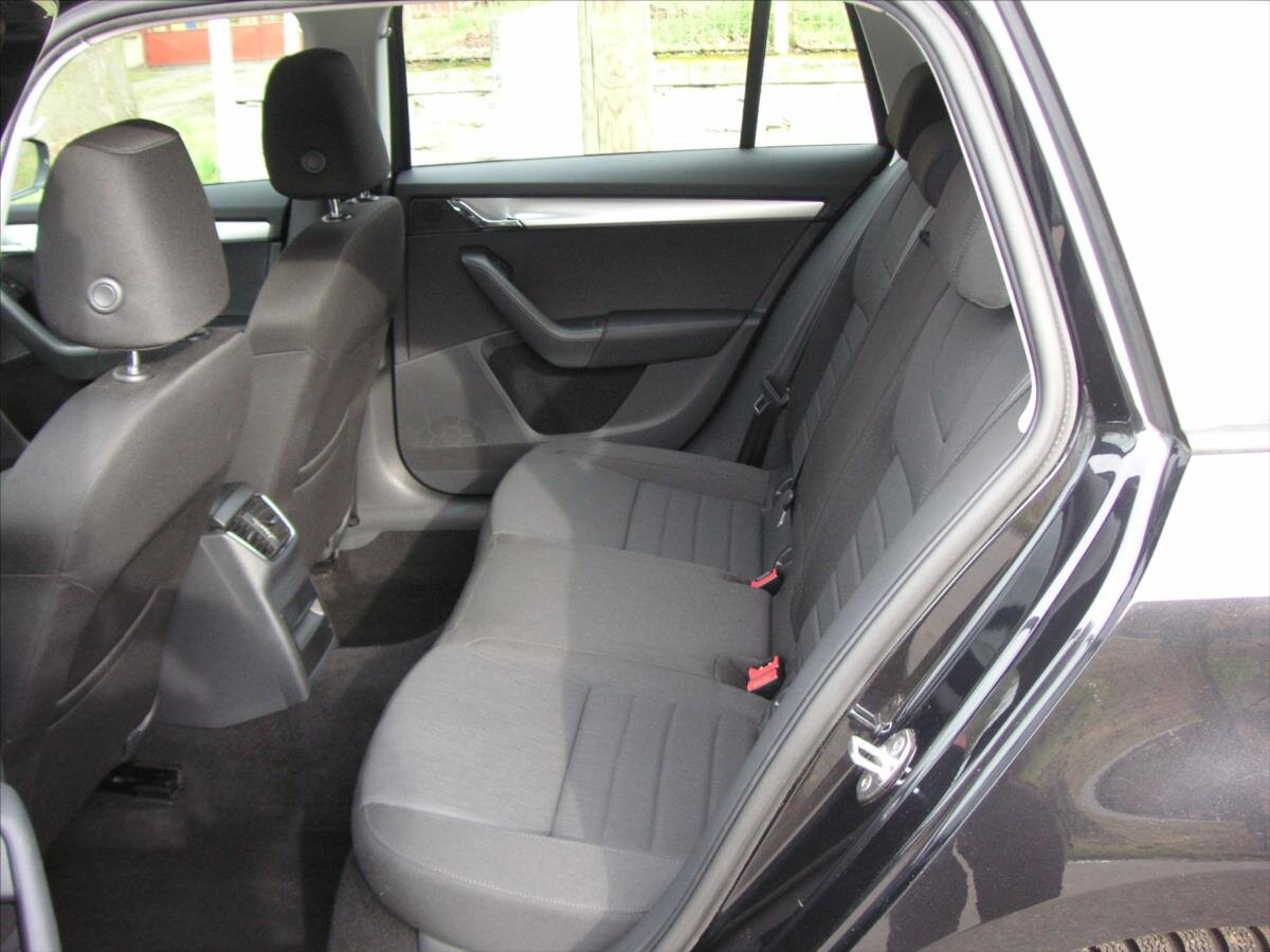 Škoda Octavia Kombi 2,0 l 110 kw