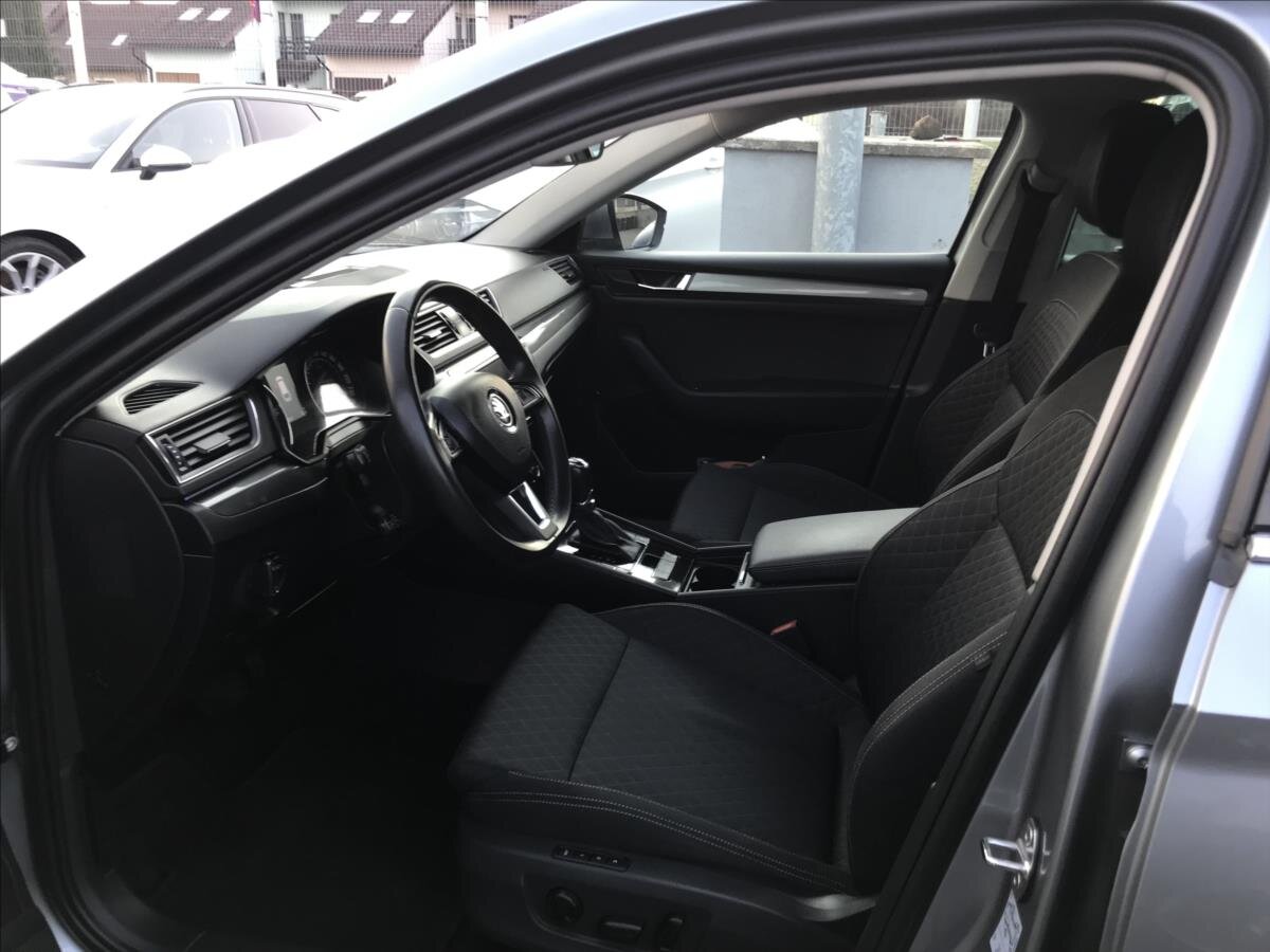 Škoda Superb Kombi 1,6 l 88 kw