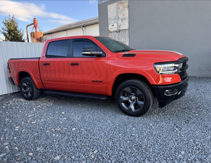 Dodge RAM 1500 Pick-up 5,7 l 295 kw