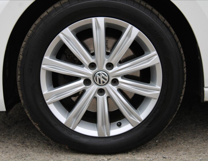 Volkswagen Touran 30