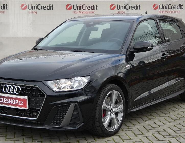 Audi A1 1