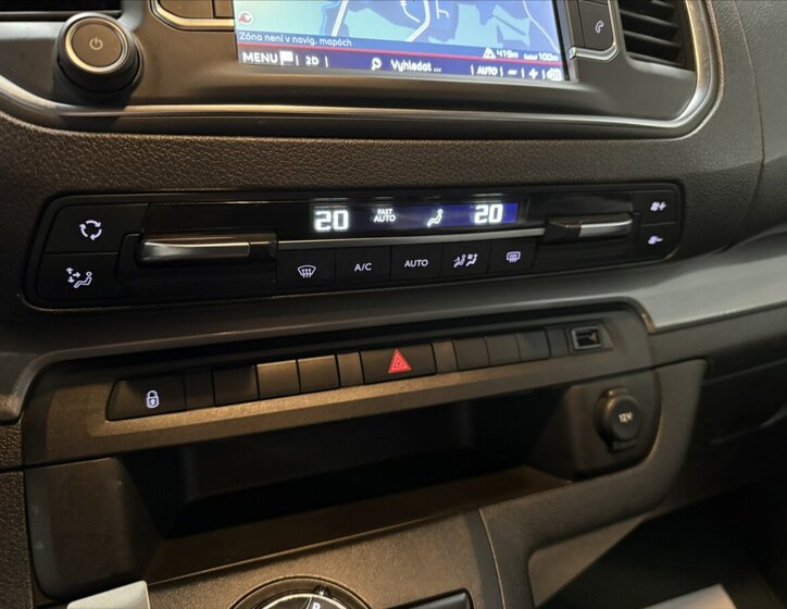 Citroën SpaceTourer Kombi 2,0 l 130 kw