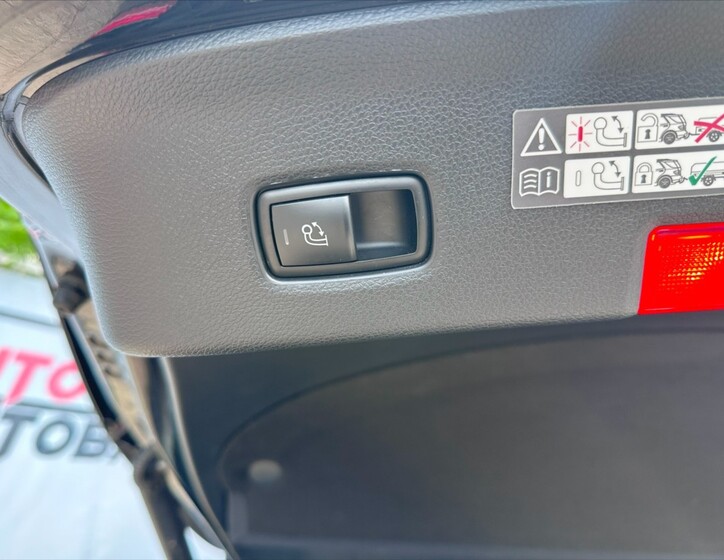 Mercedes-Benz GLE 17