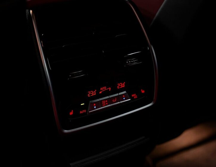 BMW X6 SUV / Terénní 4,4 l 460 kw