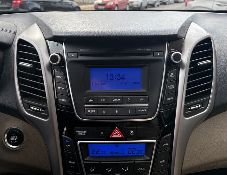 Hyundai i30 Kombi 1,6 l 99 kw