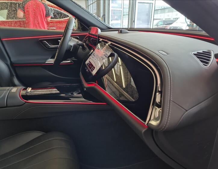 Mercedes-Benz Třídy E 17