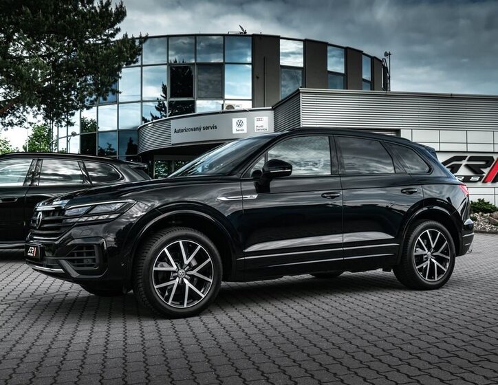 Volkswagen Touareg SUV / Terénní 3,0 l 210 kw