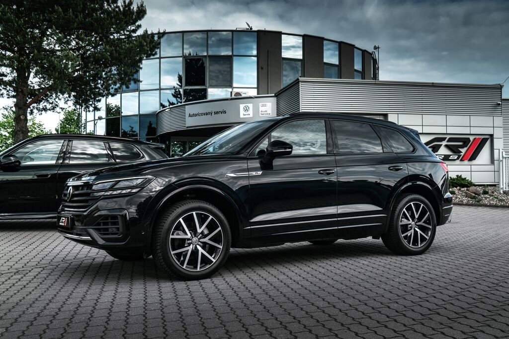 Volkswagen Touareg SUV / Terénní 3,0 l 210 kw