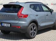 Volvo XC40 3