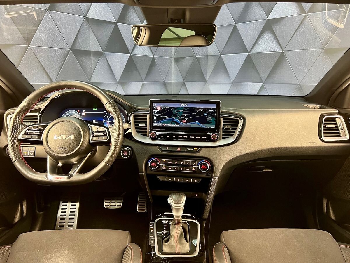 KIA Pro_Ceed Kombi 1,6 l 150 kw