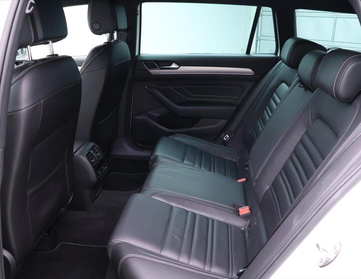 Volkswagen Passat 17