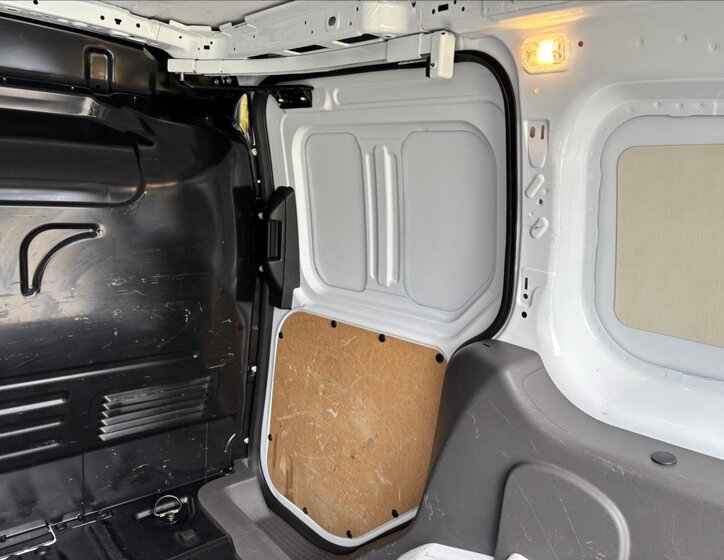 Ford Transit Connect Skříň 1,5 l 88 kw