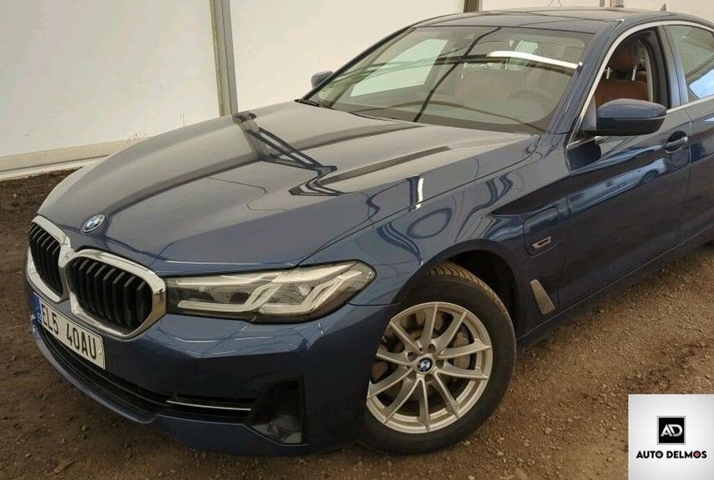 BMW Řada 5 Sedan / Limuzína 2,0 l 215 kw