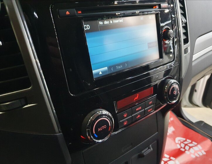 Mitsubishi Pajero Ostatní 3,2 l 147 kw