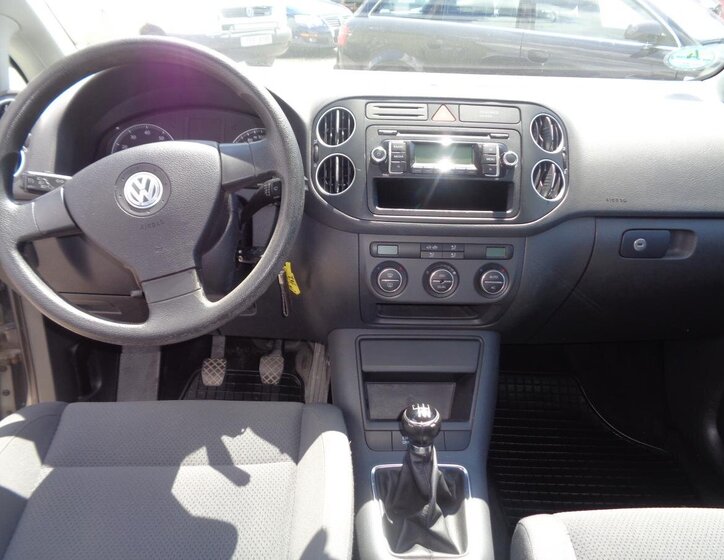Volkswagen Golf Plus 8