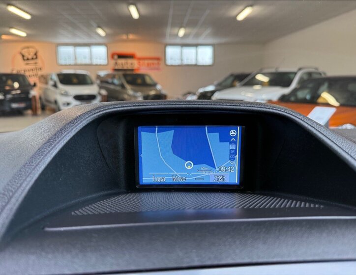 Ford Tourneo Custom MPV 2,2 l 92 kw