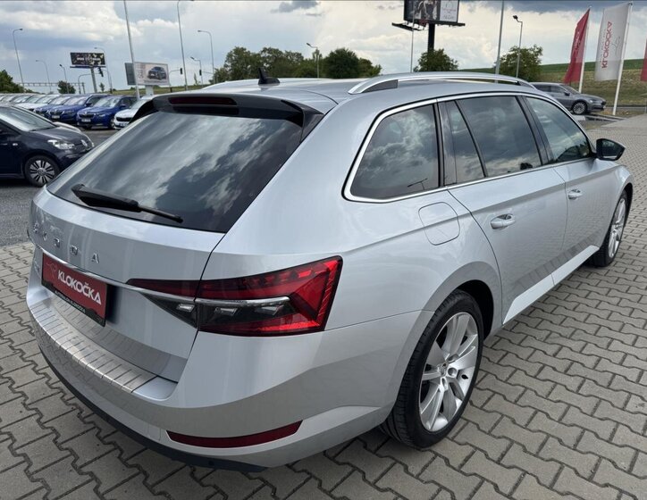 Škoda Superb Kombi 2,0 l 147 kw