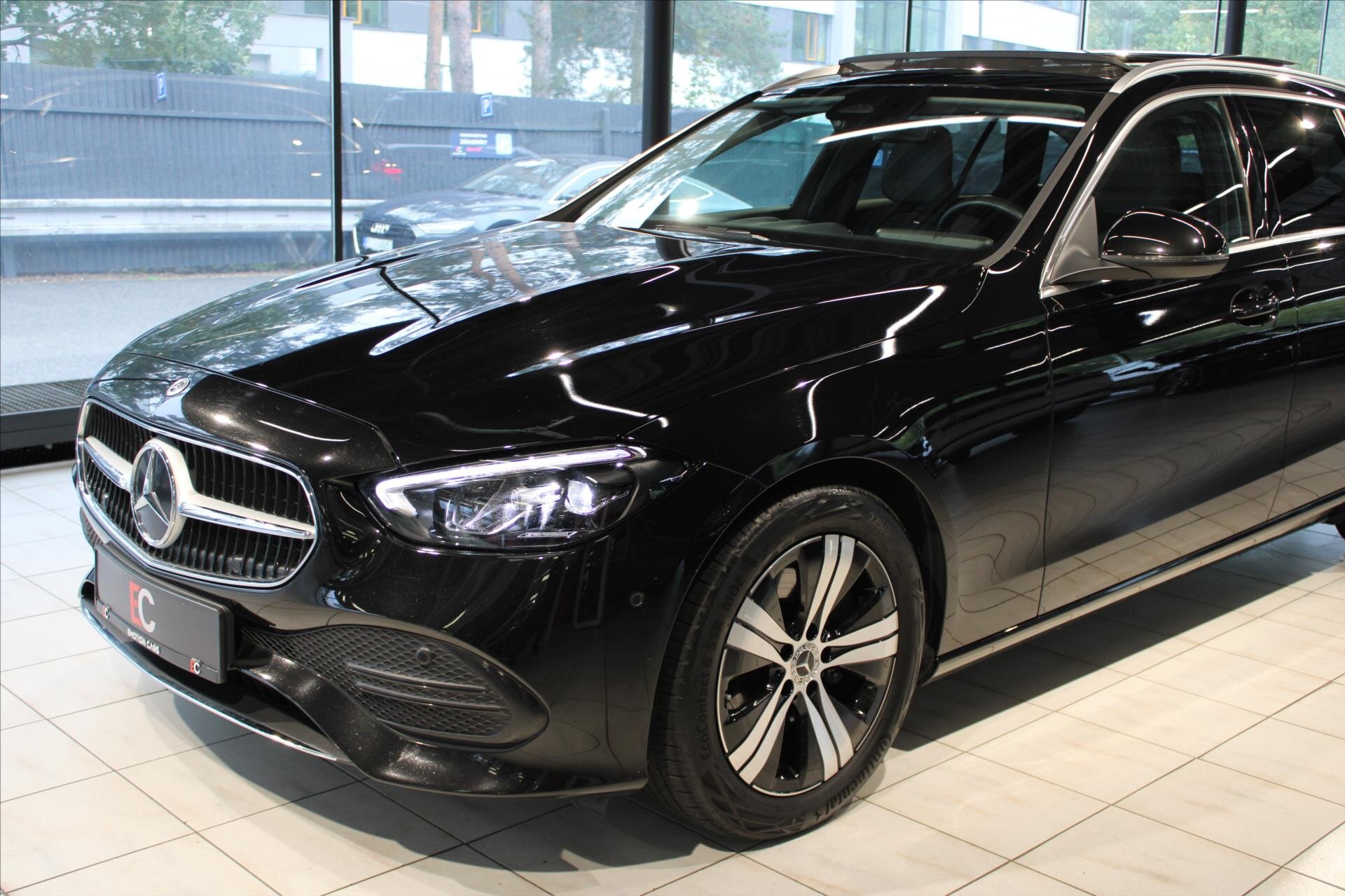 Mercedes-Benz Třídy C Kombi 2,0 l 147 kw