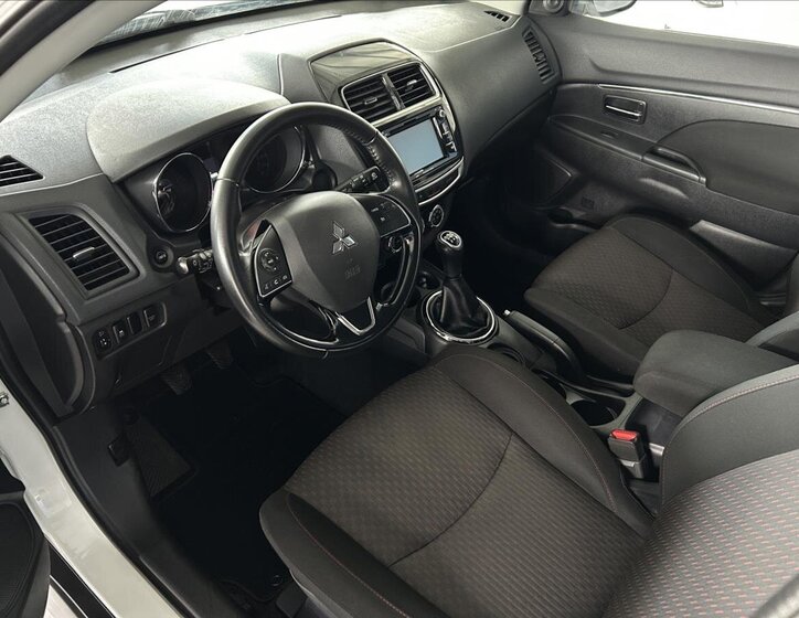 Mitsubishi ASX SUV 1,6 l 86 kw