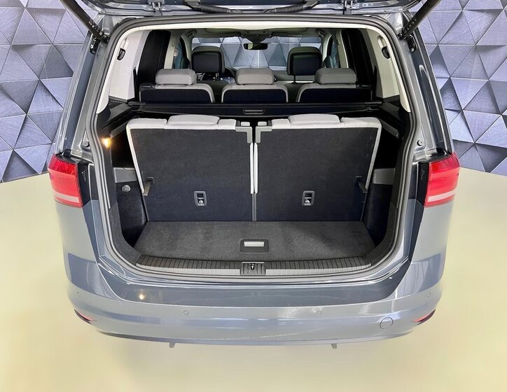 Volkswagen Touran Ostatní 1,5 l 110 kw