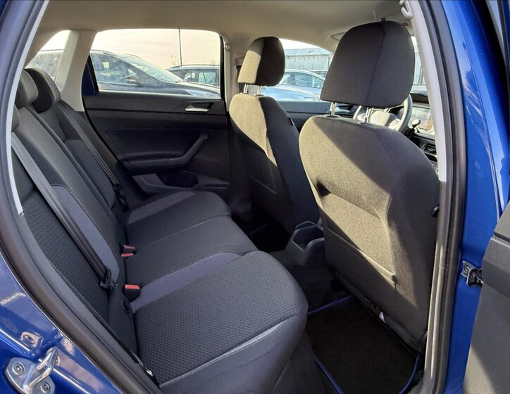 Volkswagen Polo Hatchback 999,0 70 kw