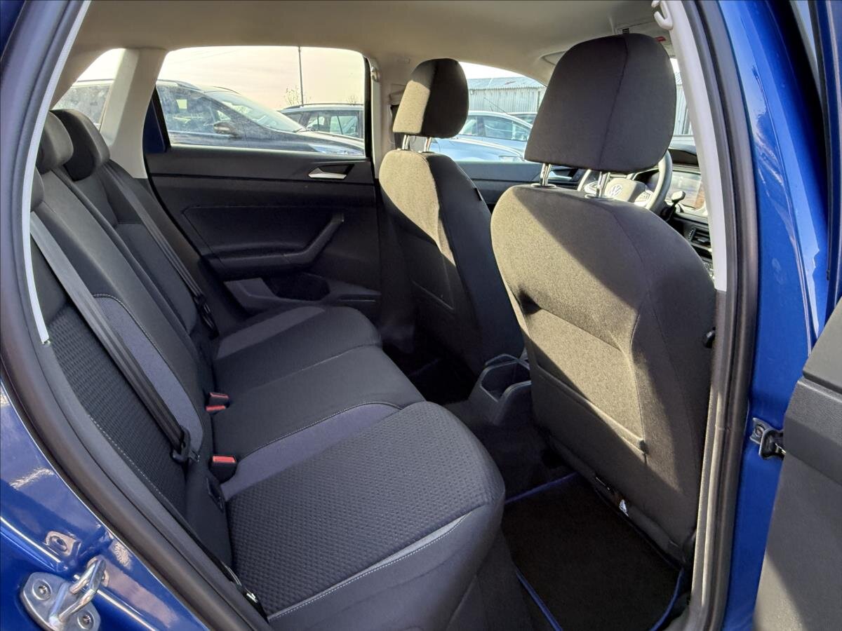 Volkswagen Polo Hatchback 999,0 70 kw