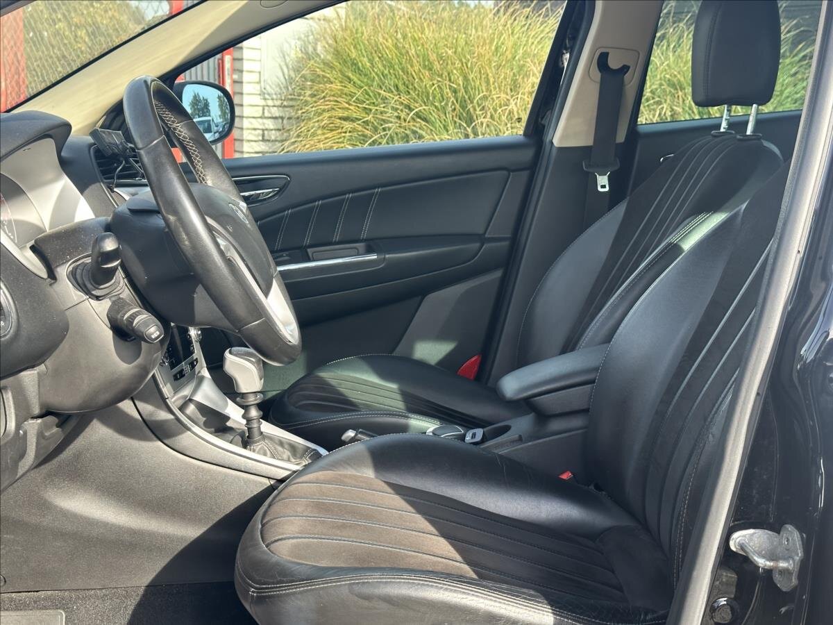 Lancia Delta Hatchback 1,4 l 88 kw