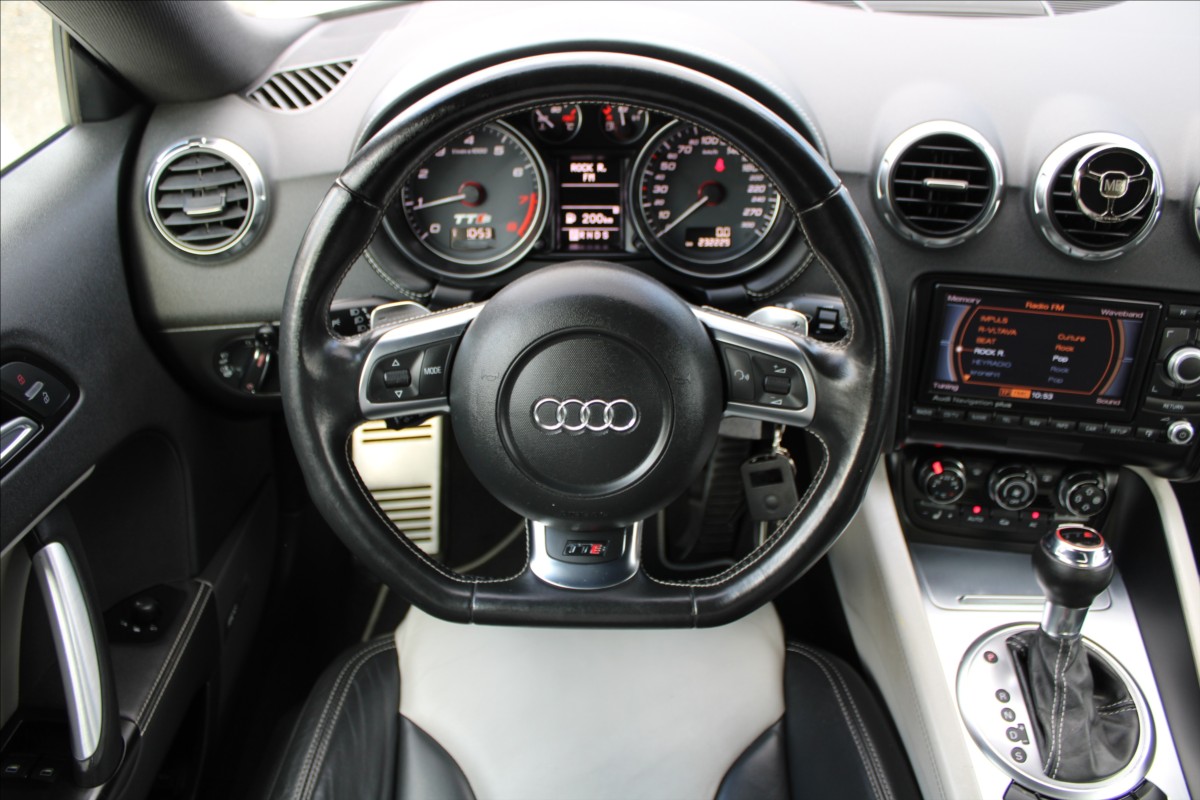 Audi TTS