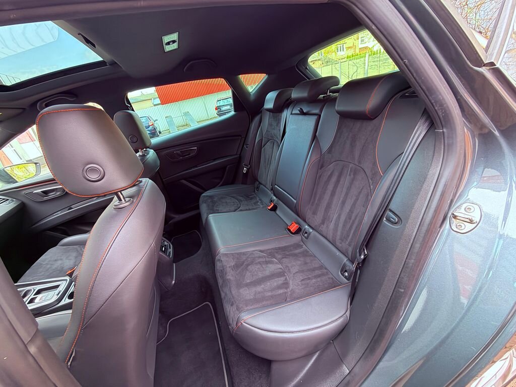 Seat Leon Hatchback 1,4 l 92 kw