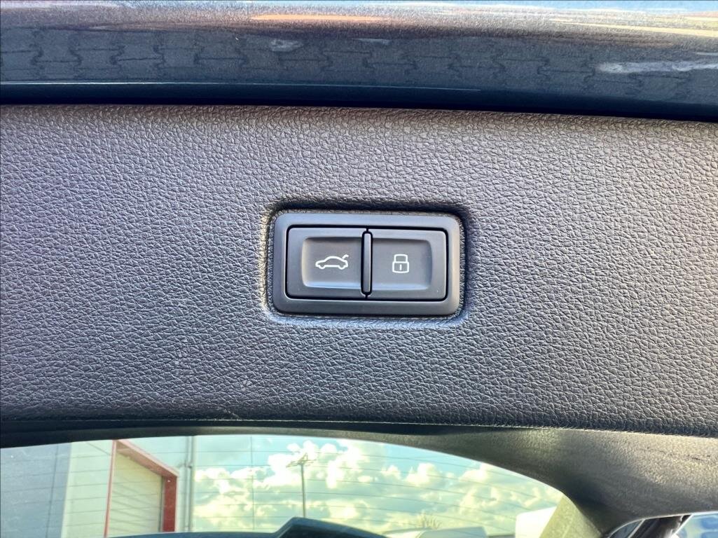 Audi SQ7 SUV / Terénní 4,0 l 320 kw