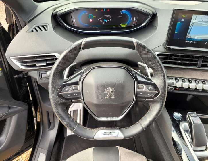 Peugeot 3008 SUV / Terénní 1,6 l 165 kw