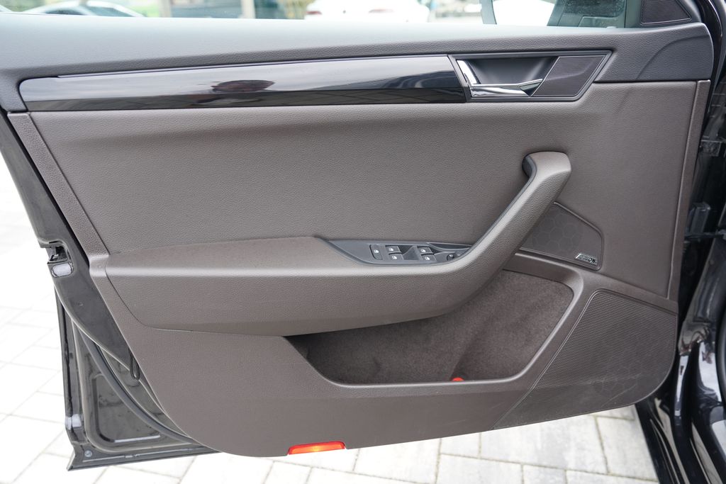 Škoda Superb Kombi 2,0 l 140 kw