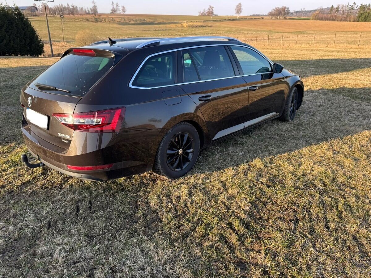 Škoda Superb Kombi 0,0 110 kw