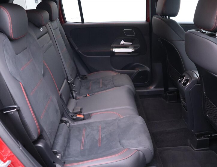 Mercedes-Benz GLB SUV / Terénní 2,0 l 110 kw