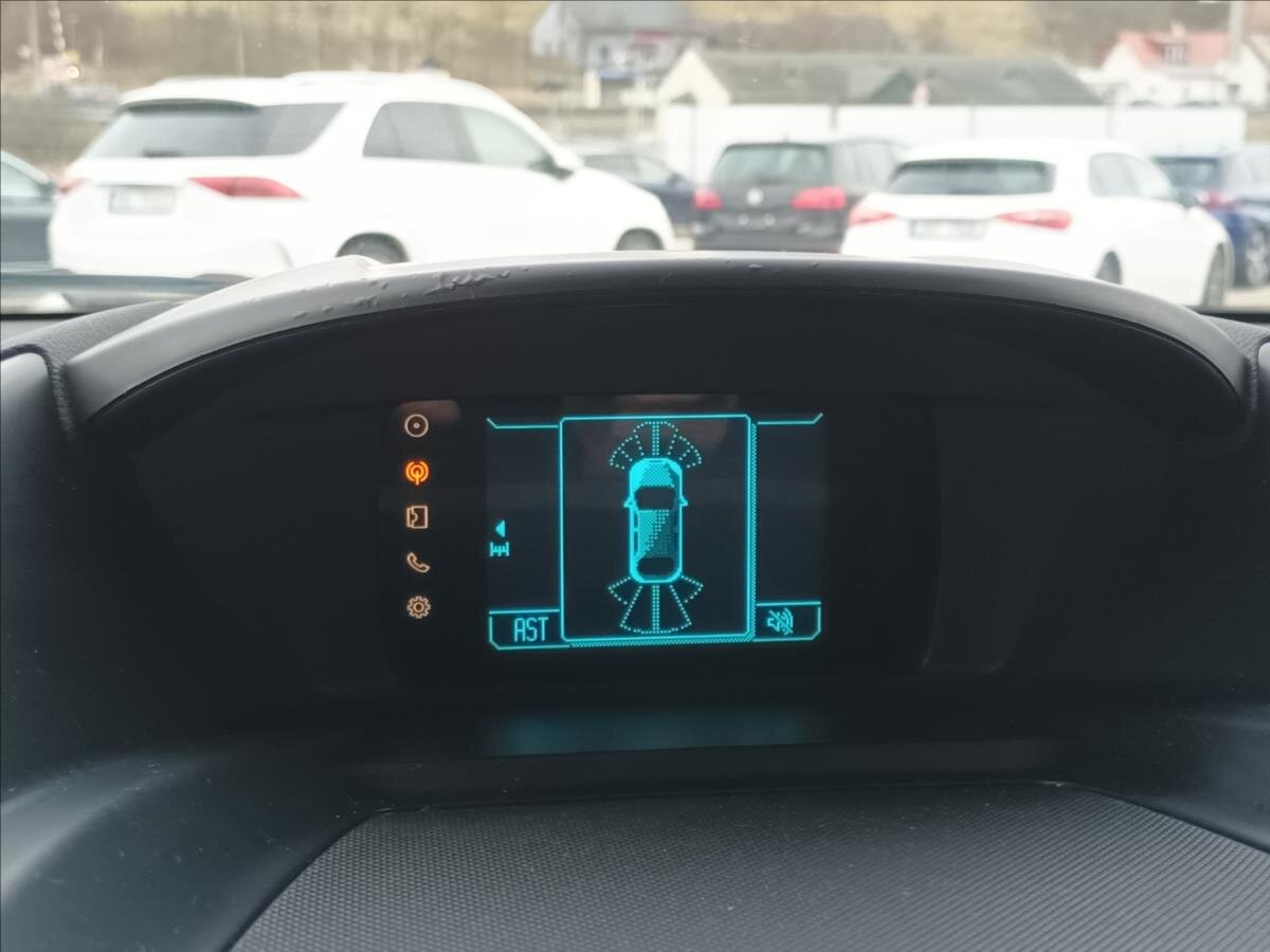 Ford Kuga SUV 1,6 l 110 kw