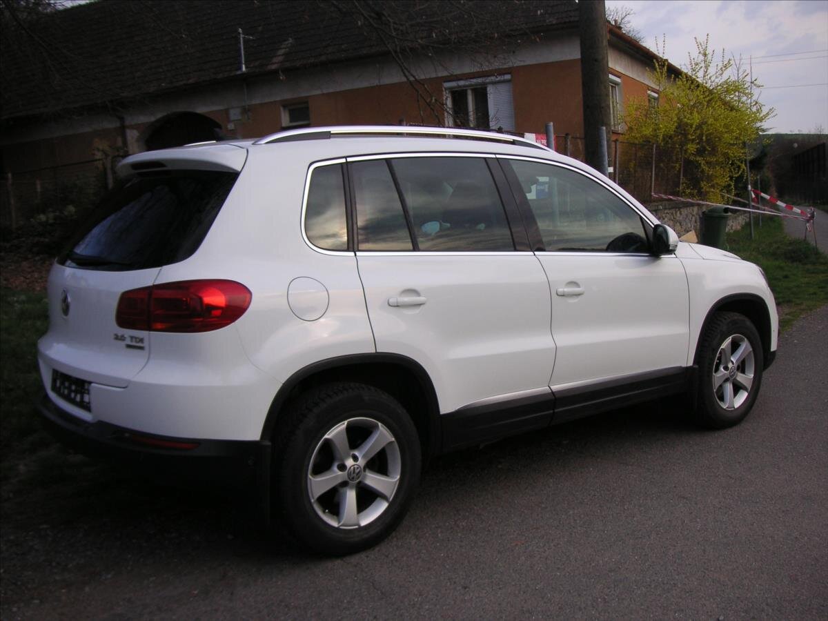 Volkswagen Tiguan Kombi 2,0 l 103 kw
