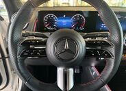 Mercedes-Benz GLB 13