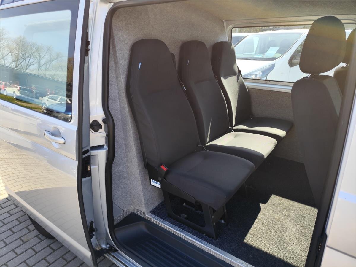 Volkswagen Transporter Kombi 2,0 l 110 kw