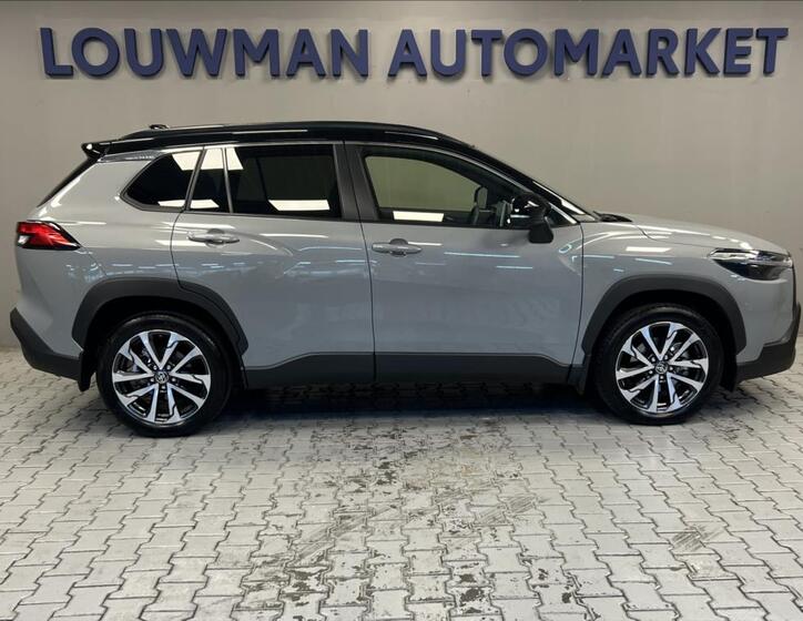 Toyota Corolla Cross 20