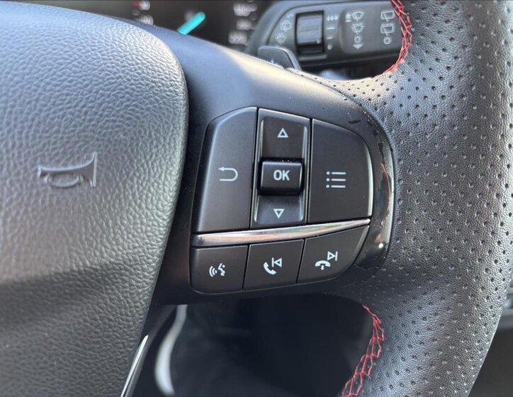 Ford Focus Kombi 999,0 92 kw