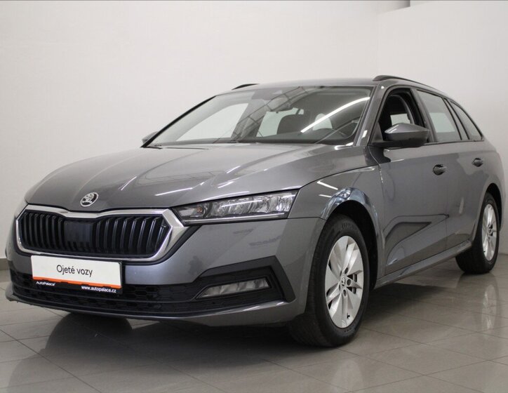 Škoda Octavia 1