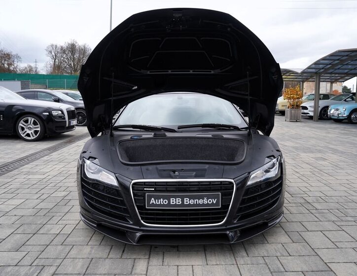 Audi R8 Kupé 4,2 l 309 kw
