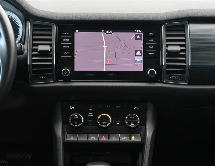 Škoda Kodiaq SUV / Terénní 1,5 l 110 kw