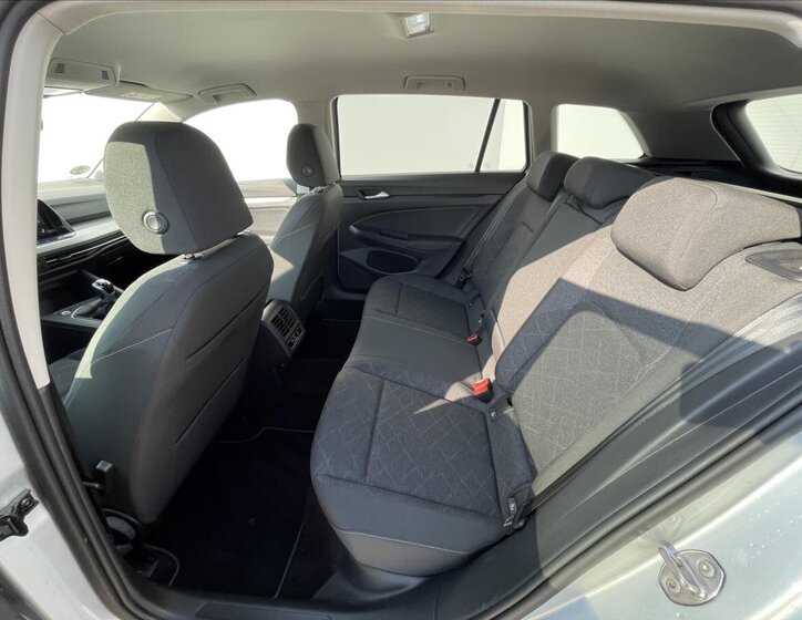 Volkswagen Golf Kombi 1,5 l 96 kw