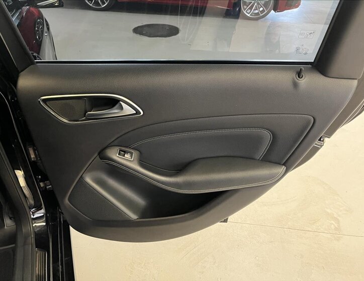 Mercedes-Benz Třídy B 27