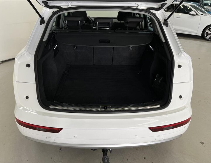 Audi Q5 SUV 3,0 l 210 kw