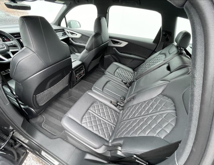 Audi Q7 SUV / Terénní 3,0 l 210 kw