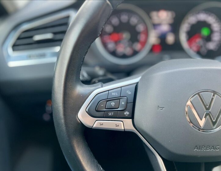 Volkswagen Tiguan 24