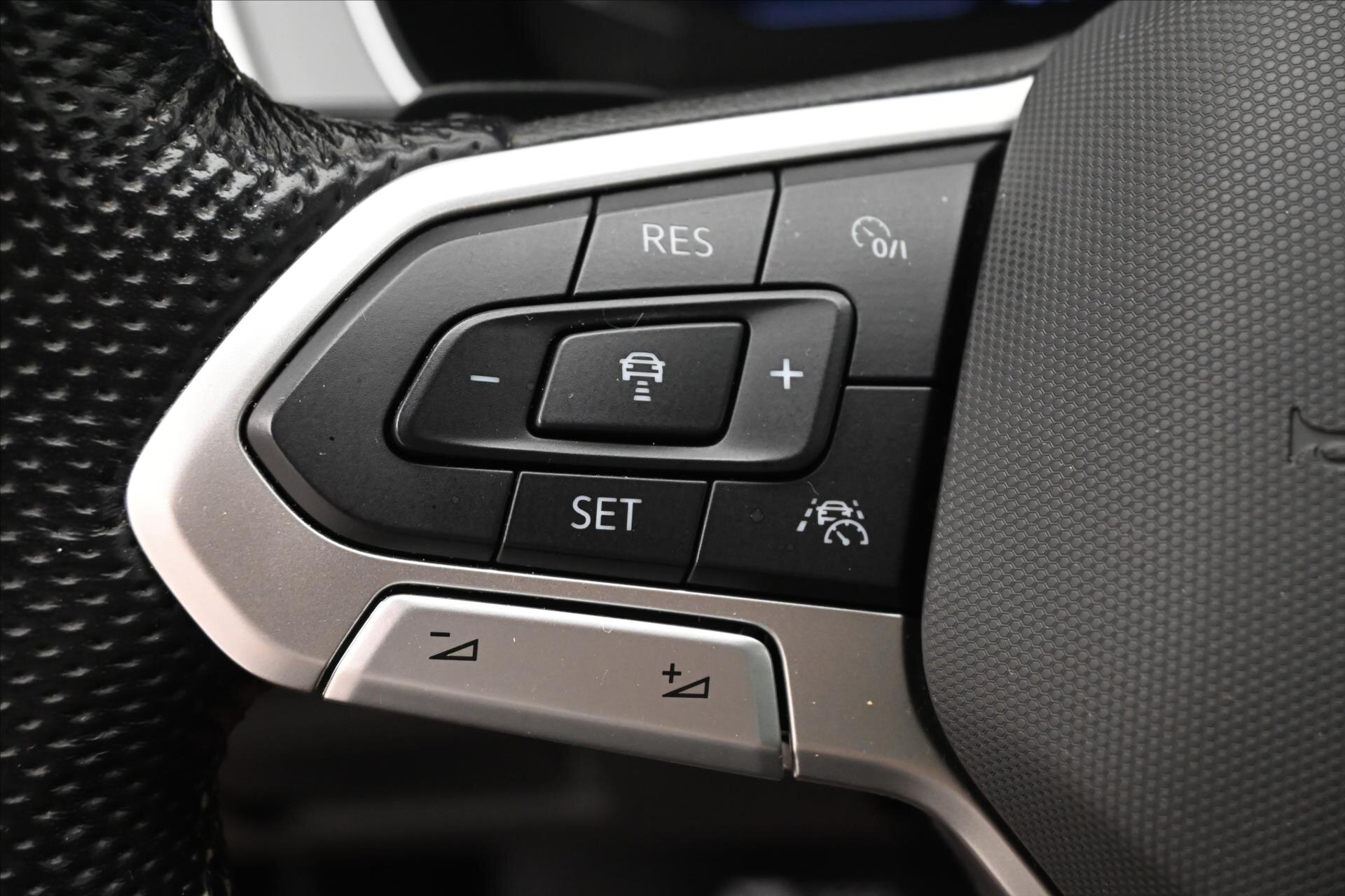 Volkswagen Passat Kombi 1,4 l 115 kw